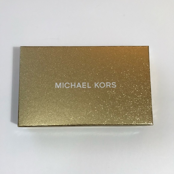 Michael Kors Large Top Zip Clutch Wristlet Leather Cherry Red Gold Stars Gift - Picture 7 of 7